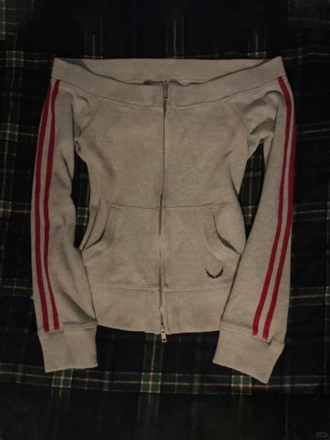 Off Shoulder Slim Fit Hottie C - Street Fashion Zip Up Hoodie 评论和价格