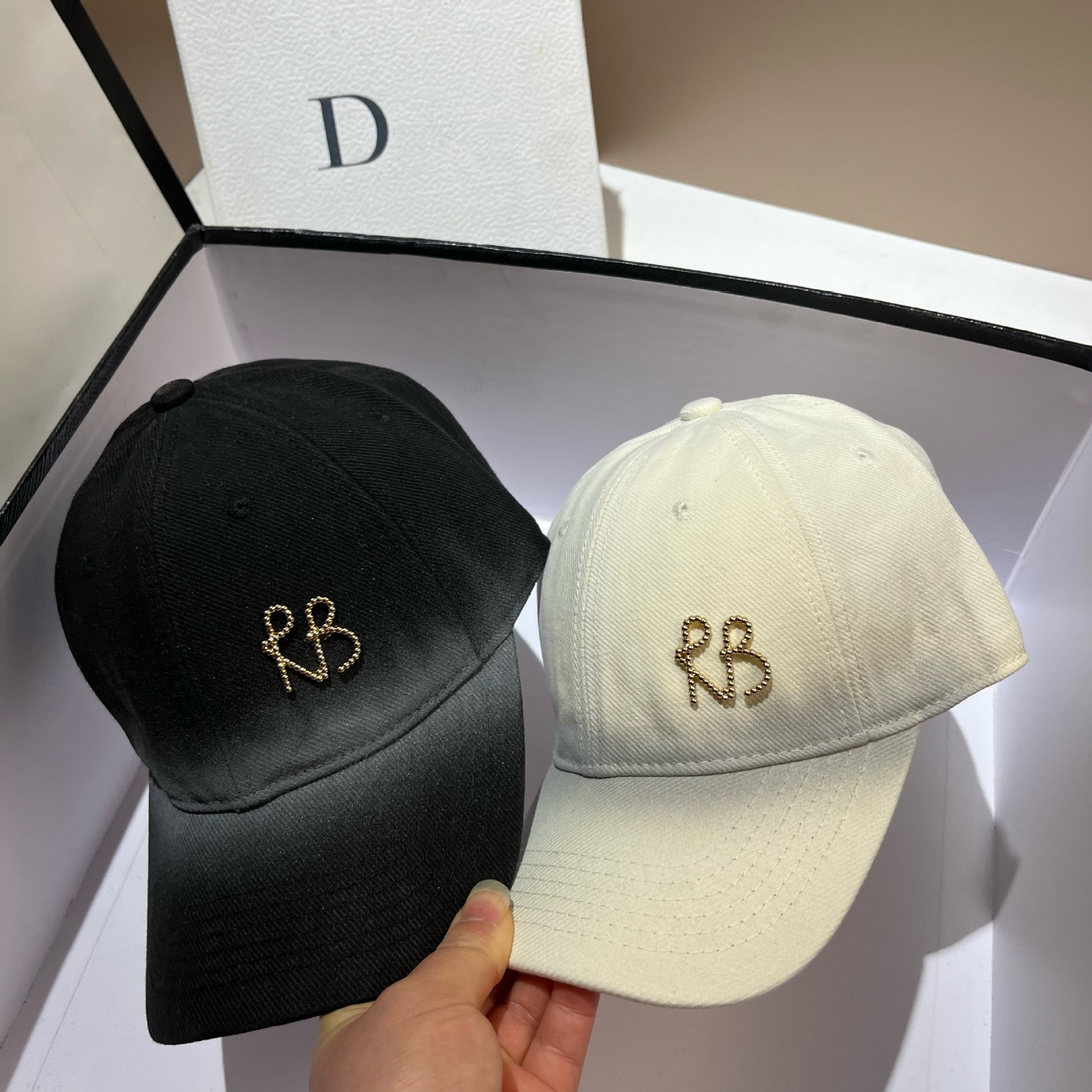 New Trend Luxury Metal Letter  - Street Fashion Russia 评论和价格