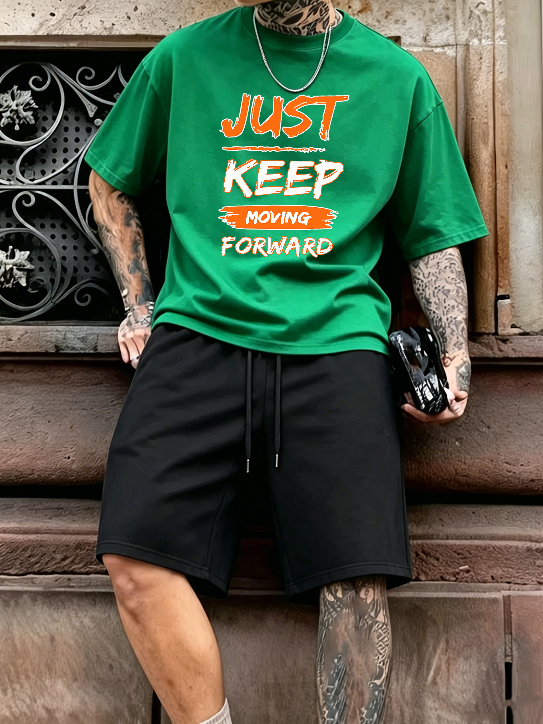 Just Keep Moving Forward Print - Street Fashion Elements 评论和价格